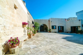Гостиница Antica Corte B&B  Акуарика Дель Капо
